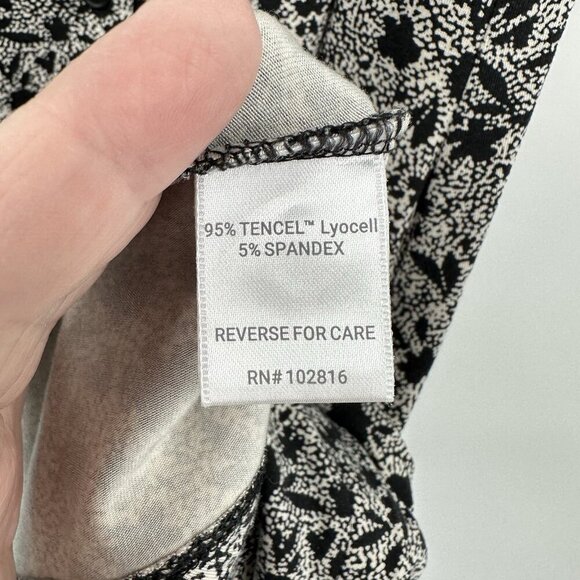 GARNET HILL tank dress button front knit sleeveless floral pockets black M - Picture 9 of 10